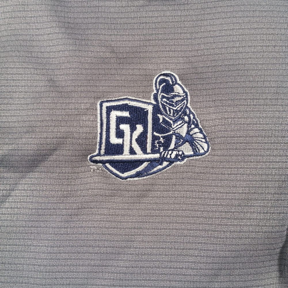 Under Armour Polo Shirt Loose Mens Medium Gray Knight Shield Embroidered Logo - Picture 5 of 8
